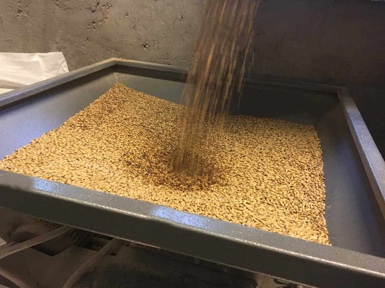 Malt mills - Machines for fine squeezing of malt grains