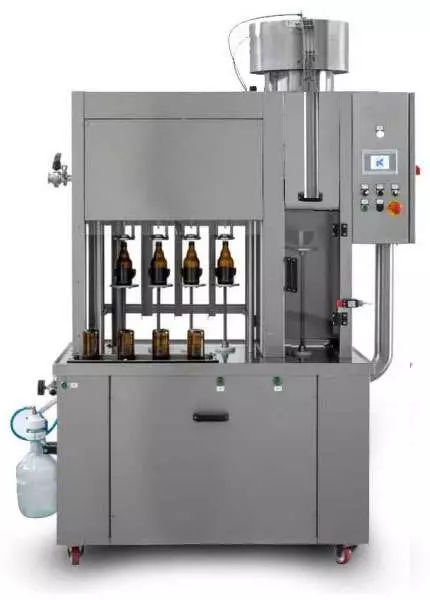 Monoblock 441 / Semi-automatic rinsing, filling and capping machine