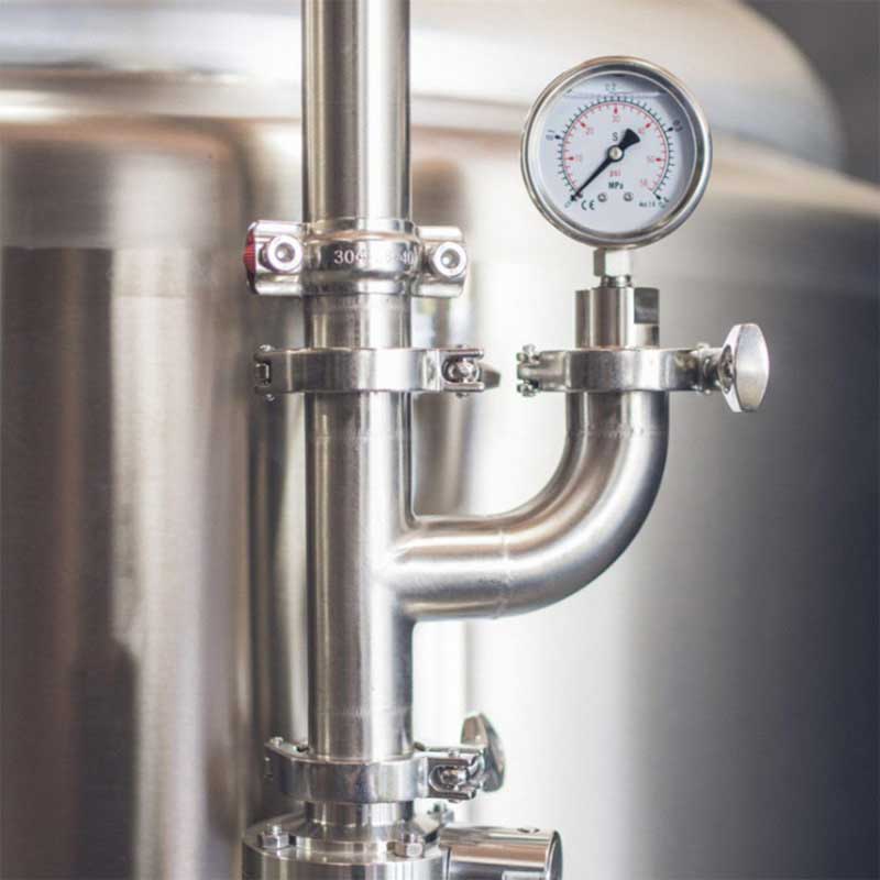 CCT-2000N : Cylindroconical universal fermenter, 1.0 bar, double jacketed, insulated, 2000/1385 liters (15 BBL)
