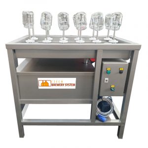 Semi-automatic dishwasher for 12 bottles, 2 chemical solutions