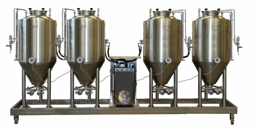 FUIC - Compact fermentation units with professional CCT/CCF fermentors 3.0bar